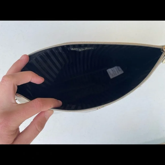 Rare Victoria’s Secret Hear, See, & Speak No Evil Tote & Mini Bag Purse Set - Picture 5 of 13